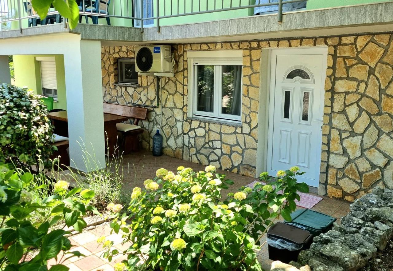 Apartment Deni Skrbcici Exterior photo